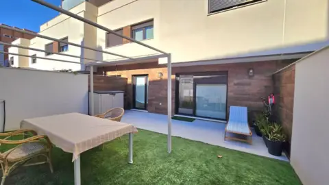 Casa adosada en calle de la Ronda Fiscal