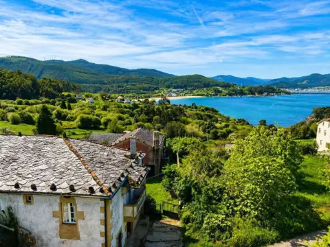 Casa en Área de Viveiro