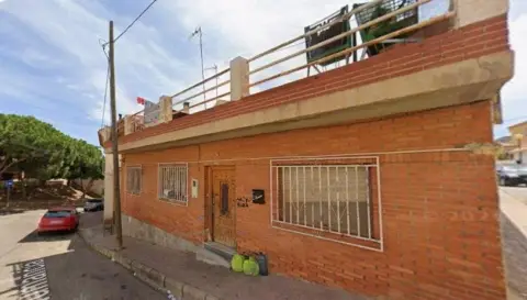 Casa adosada en Centro