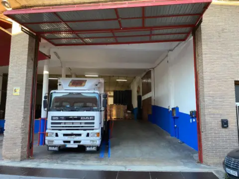 Nave industrial en Centro