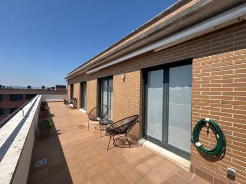 Ático en calle de María Bayo