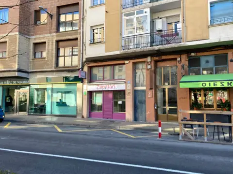 Local comercial en Huarte