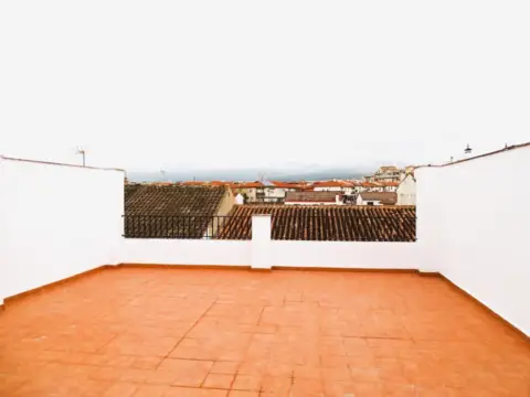 Ático en calle Real Baja