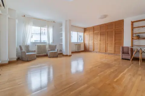 Piso en calle de San Vicente Ferrer