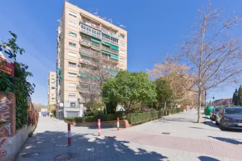 Piso en calle Periodista Francisco Giles Jiménez