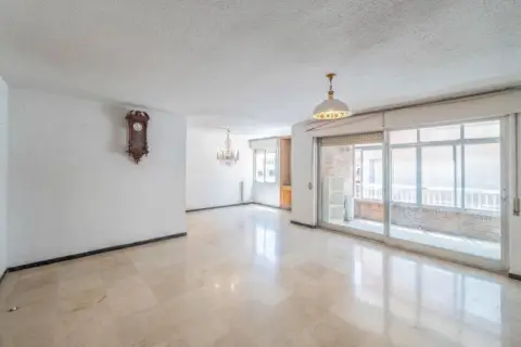 Piso en calle del Poeta Manuel de Góngora