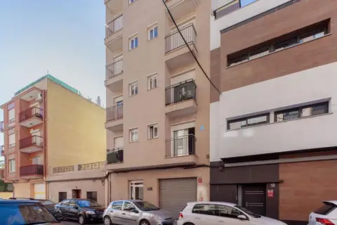 Piso en Carrer del Poeta Llorente, 20