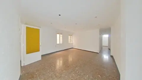 Piso en El Raval-Puertas Encarnades