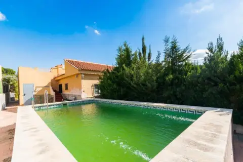 Chalet en Urb Les Mallaes