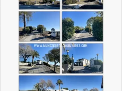 Chalet en Carretera de Córdoba-Málaga
