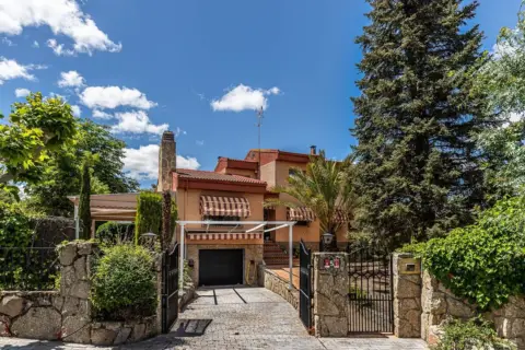 Chalet en calle del Monte Perdido