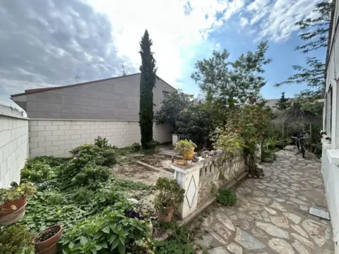 Chalet en Avenida de Madrid