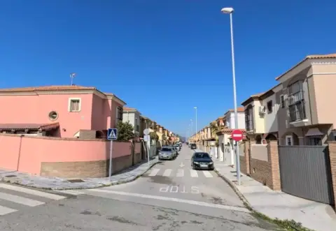 Chalet en calle de Isaac Newton