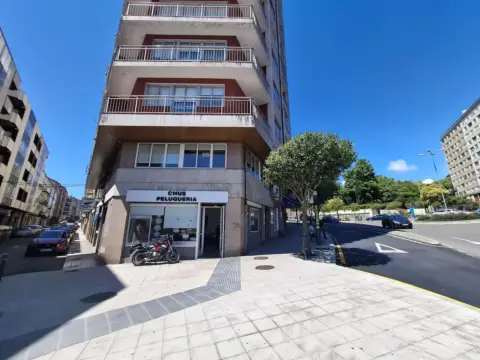 Oficina en calle de Vicente Risco