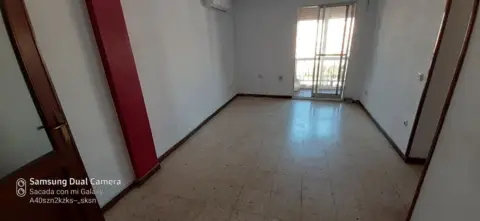 Piso en calle Argantonio