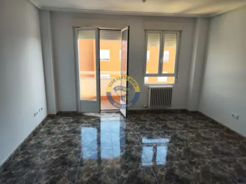 Piso en Trobajo del Camino