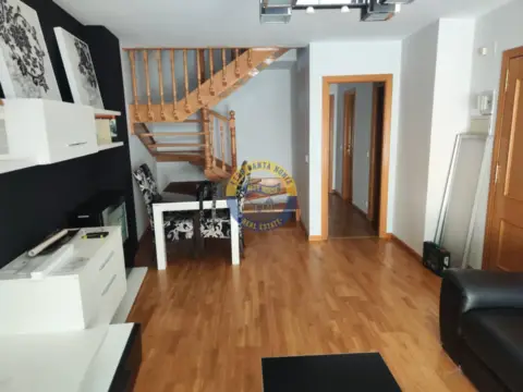 Dúplex en Trobajo del Camino