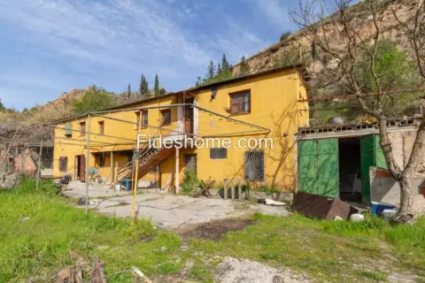 Finca rústica en calle 2C6Q+34X Dúrcal