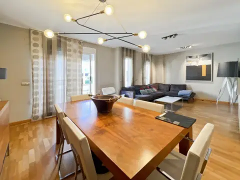 Casa adosada en Zona Pau Lledó