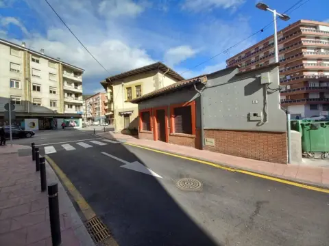 Local comercial en calle de la Paz