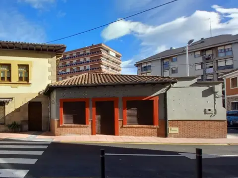Local comercial en calle de la Paz