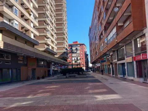 Piso en calle del Poeta José Luis Hidalgo