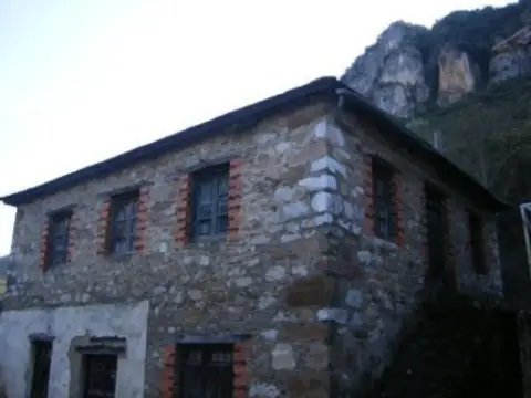 House in Barco de Valdeorras