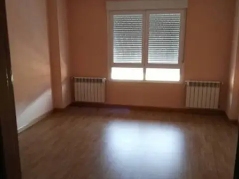 Piso en Toreno