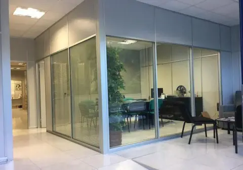Local comercial en calle Txirrita-Maleo