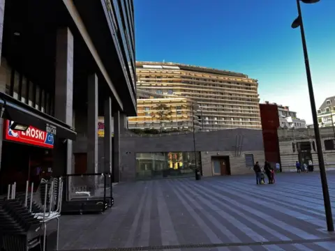 Local comercial en calle de Arroka