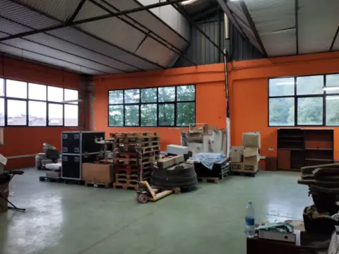 Local comercial en Camino de Oialume