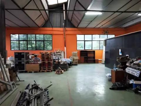 Local comercial en Camino de Oialume