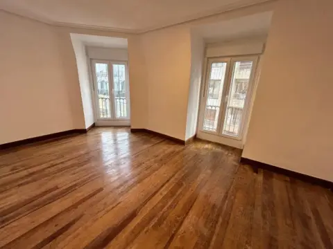 Ático en calle de la Marina