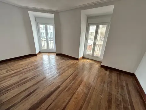 Ático en calle de la Marina