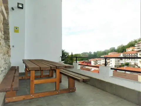 Casa adosada en Heriz Pasealekua