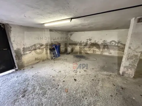 Garaje en Plaza de Errekatxo