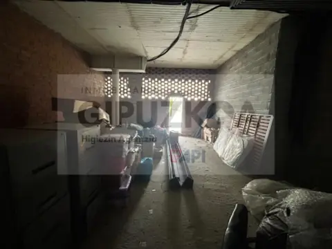 Local comercial en Plaza de Gabriel Celaya