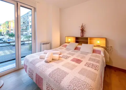 Habitación en calle de Pelotari, 6