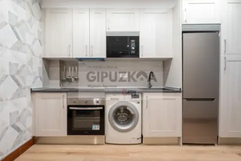 Piso en calle de la Virgen del Carmen