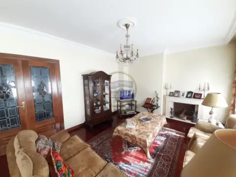 Piso en calle de Paulino Freire