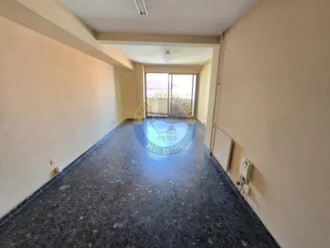 Oficina en calle de Policarpo Sanz