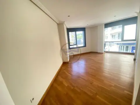 Apartamento en calle Hispanidad