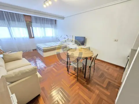 Estudio en Avenida de la Florida