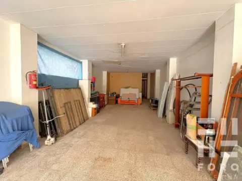 Local comercial en calle de la Estación, 31