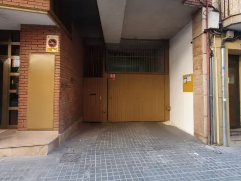Garage in Carrer de Sant Pere, 3