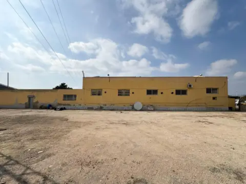 Nave industrial en calle Llano San Jose, nº 1080