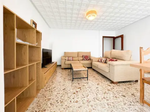 Piso en Passeig de les Eres de Santa Llucia