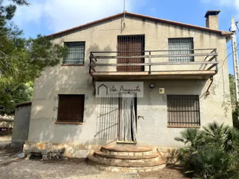 Finca rústica en calle Acampador