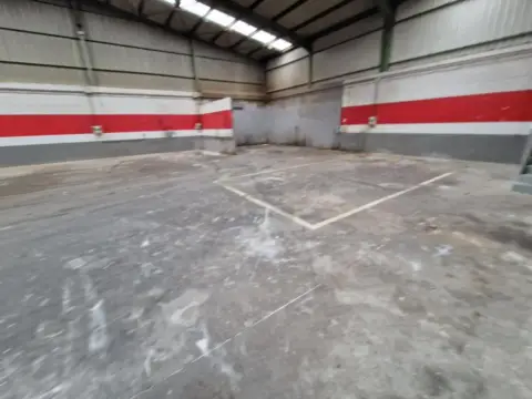 Nave industrial en Centro