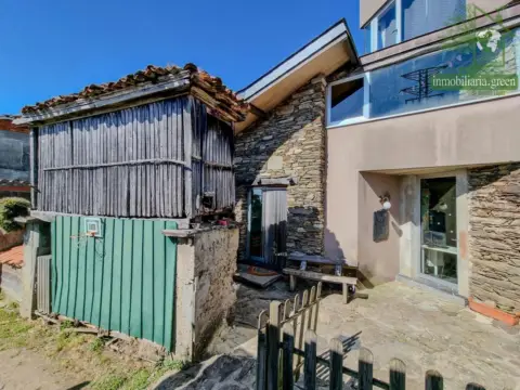 Chalet en Rúa Atallo, 1